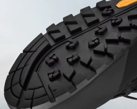 Modne buty Vibram turystyczne na codzień 37- 45 Modne buty Vibram turystyczne na codzień 37- 45